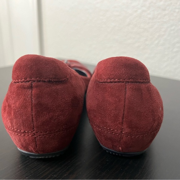 ECCO 028213 Red Suede Slip On Ballet Flats Shoes Euro 37 Women's 6.5 Bow - Picture 5 of 7